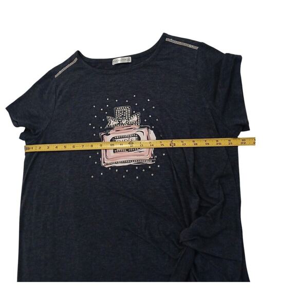 Retrology Glam T-SHIRT Curvy Plus Sz 1X  Navy Blue PARIS Perfume Graphic BLING - Picture 7 of 14